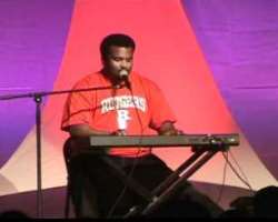 Apart from being a talented actor he is also an amateur musician and can play piano, guitar, and drums.